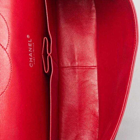 Chanel Red Quilted Patent Leather Classic Maxi Single Flap Bag - Picture 2 of 11